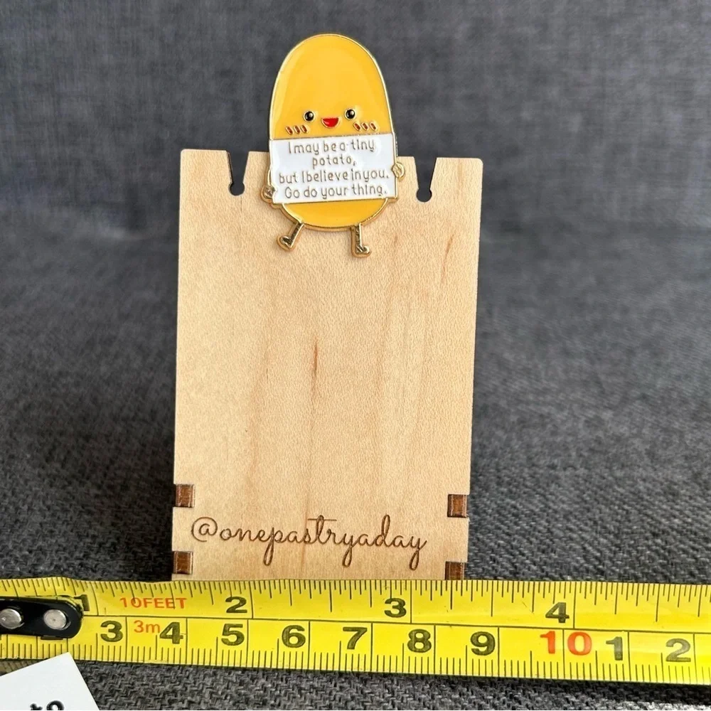 POSITIVE POTATO Brooch Pin + Affirmation Card Set, Yellow, Gold